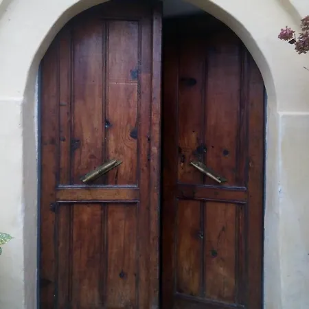 Kore's Hause * Gjirokastër